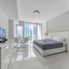 Lux Icon Studio Residence