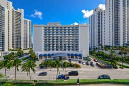 Beachfront Bliss - 1 Bedroom