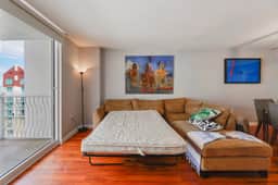Beautiful Condo in Brickell + Balcony/Free parking