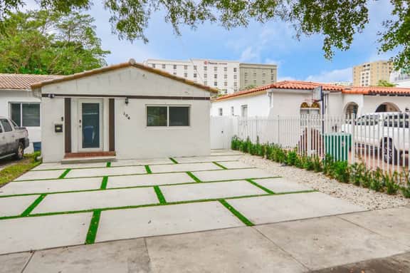Cozy apartment near to Airport